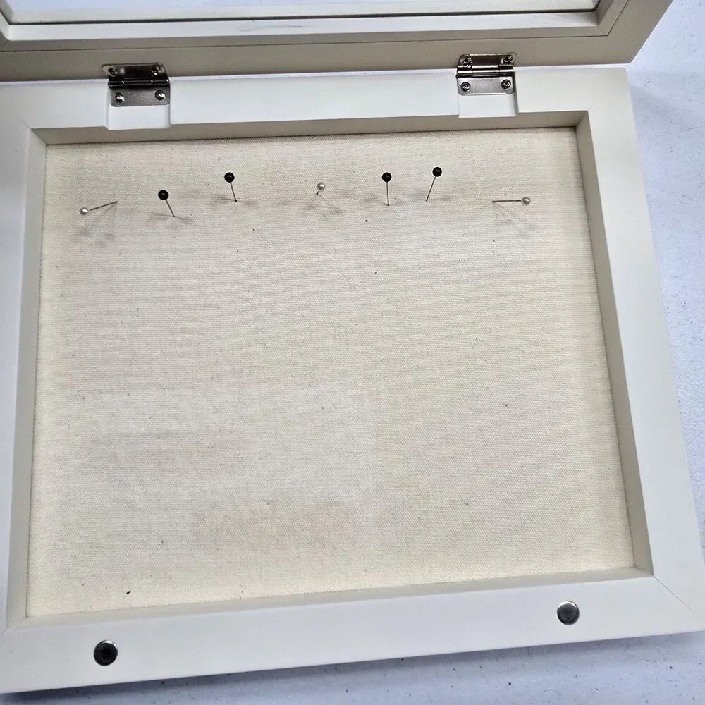Shadow box Frame Ivory White Wooden 11x9x2 3D Art Photos